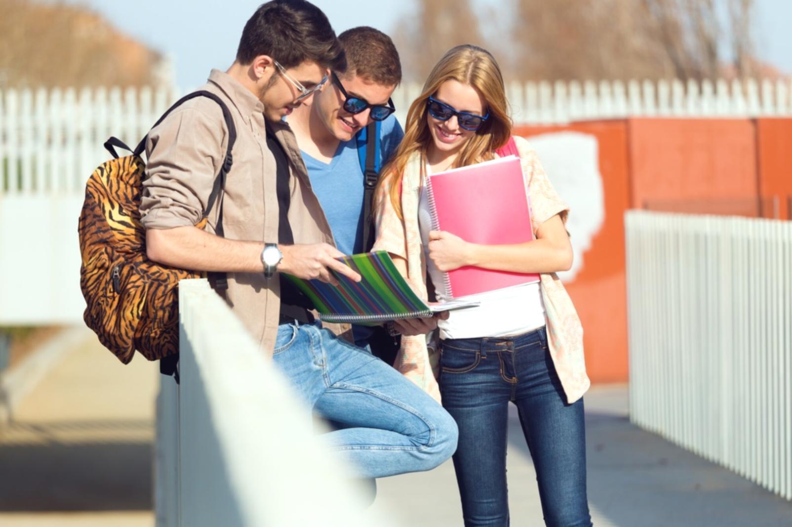 Modern financial planning tools and client consultation